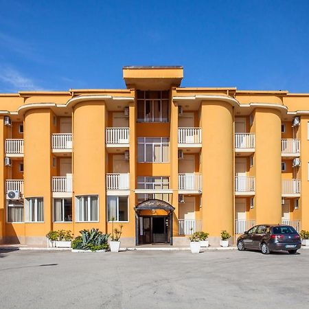 Hotel Rosy Battipaglia Exteriör bild